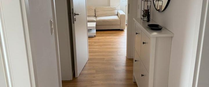 Moderne, helle 2,5 Zimmer Wohnung mit Klimaanlage im Zentrum - Foto 1