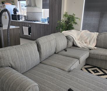 Ellenbrook - Photo 2