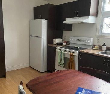 4 ½ à louer – Quartier Saint-Sacrement - Photo 3