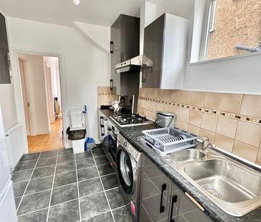 Room in a Shared House, College Road, HA9 - Photo 1