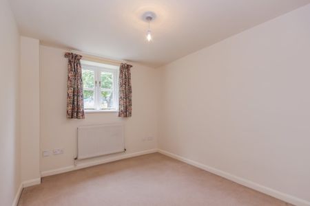 Box Tree Lane, Postcombe - Photo 3