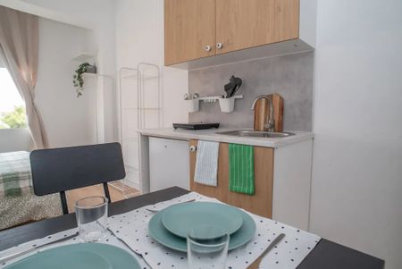 Carrer del Salvador, Torrent, Valencian Community 46900 - Photo 2