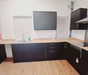 2 bedroom terraced house to rent - Photo 6