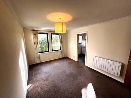 110 Headland Court, AB10 7HW, Aberdeen - Photo 2