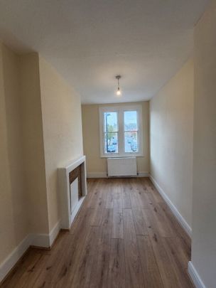 4 Bed Maisonette, Hichisson Road, SE15 - Photo 1