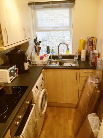 1 bedroom property to rent - Photo 2