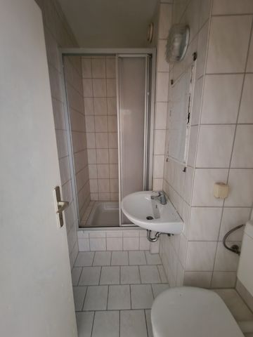 Für Studenten, Auszubildende oder Singles - mit Balkon! - Photo 2