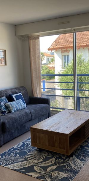 Location Appartement 2 pièces 58m² LA ROCHELLE 17000 - Photo 1