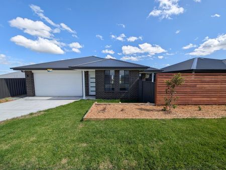 1 Wickersley Street, Farley, NSW 2320 - Photo 5