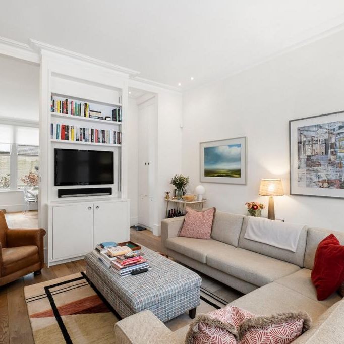 3 bedroom flat to rent - Photo 1