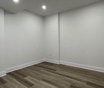 For Lease - 33 Gulfbrook Circle, Brampton, Ontario - Photo 4