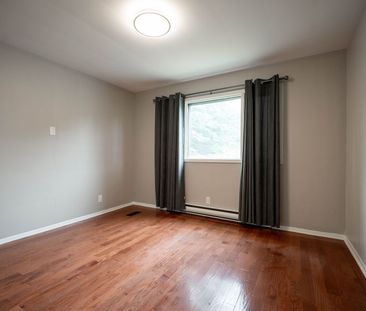 For Lease - 16 Eleanor Court Unit# Upper, Guelph, Ontario - Photo 1