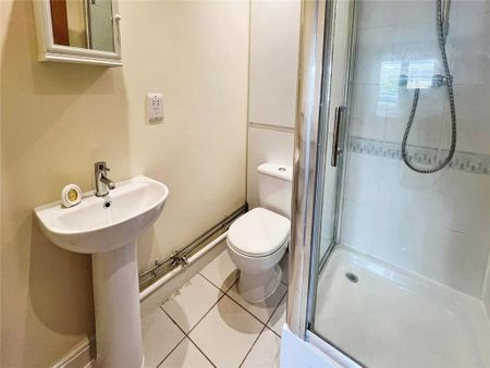 2 bedroom apartment to rent - Photo 5