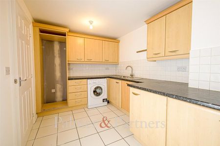 2 bedroom apartment to rent - Photo 5