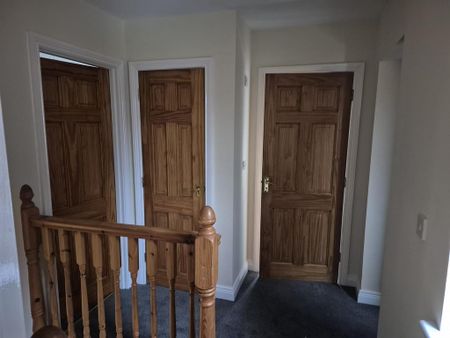 3 bedroom link detached house to rent - Photo 5