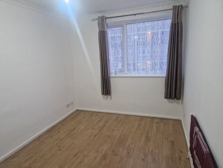 3 Bed Flat, Roberta Street, E2 - Photo 5