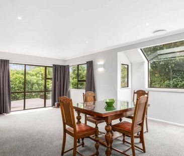 Family Home - Photo 2