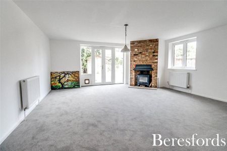 5 bedroom end of terrace house to rent - Photo 2