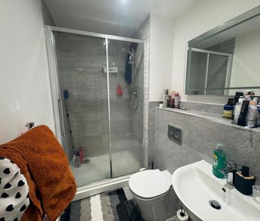 2 bedroom flat to rent - Photo 6