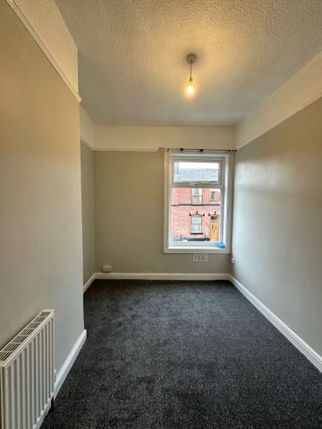James Street North - Photo 5