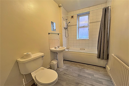 1 bedroom flat to rent - Photo 4