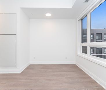 For Lease - 3250 Carding Mill Trail Unit# 410, Oakville, Ontario - Photo 3