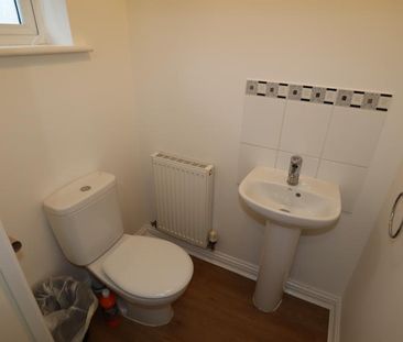 Gabriel Crescent, Lincoln, LN2 - Photo 4