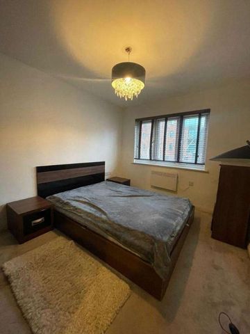 Mellish Street, Canary Wharf, South Quay, London, E14 - Photo 4