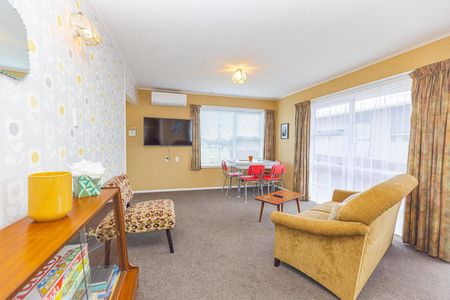 Comfortable coastal retreat - Photo 3