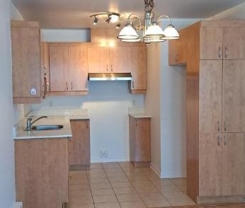 Grand 3 1/2 RENOVER, Saint-Eustache avec clientèle 55+ ans - Photo 2