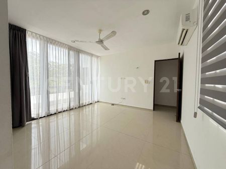 CASA EN RENTA CON ALBERCA Y PANELES SOLARES EN MARGARITAS CHOLUL, MÉRIDA - Photo 2