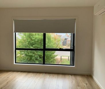 The perfect home in the heart of Craigieburn! - Photo 1