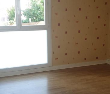 Location Appartement 3 pièces 52m² CLERMONT FERRAND 63000 - Photo 2