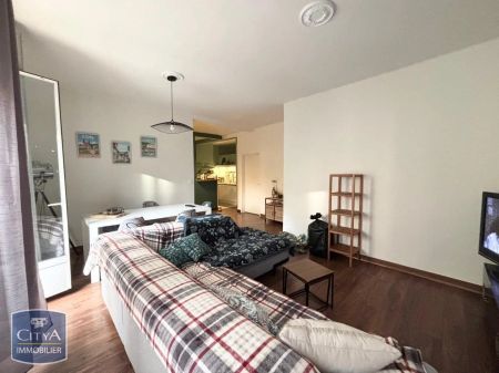 Appartement à louer 3 pièces 73.65m² - Photo 2