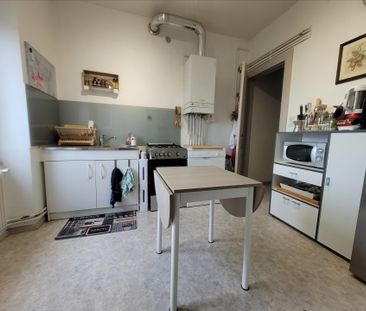 Location Appartement 3 pièces 70m² - Photo 4