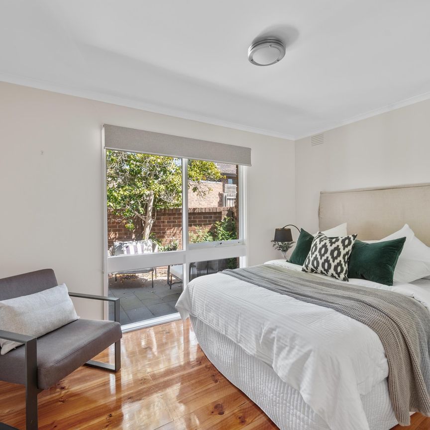 1/9 Erica Avenue, Glen Iris - Photo 1