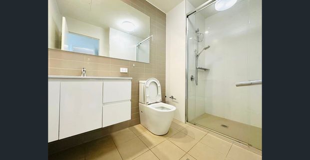 Amazing Apartment | Fully Furnished | Nestled within the vibrant Clemton Park Village - Photo 1