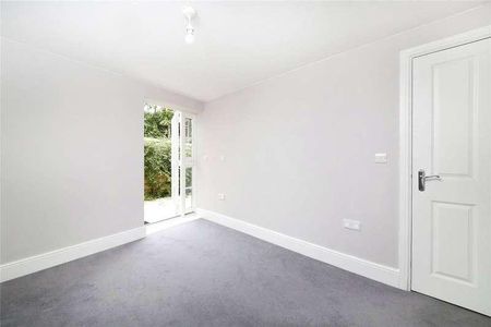 Gayfere Place, London, SE25 - Photo 3