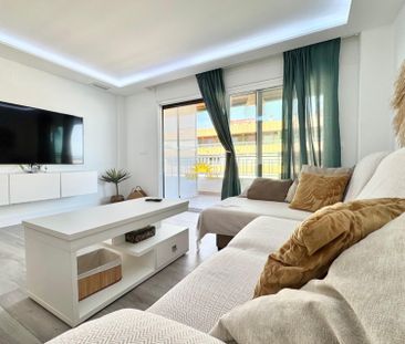 3-BEDROOM APARTMENT WITH SEA VIEWS - TORREVIEJA - Photo 1
