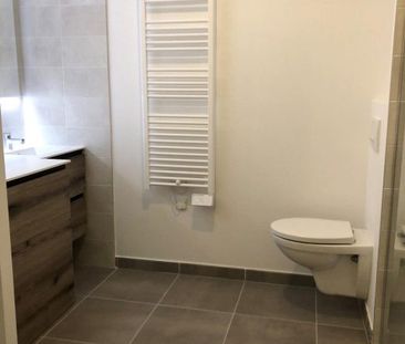 T2 AVEC TERRASSE ET PARKING - Photo 3