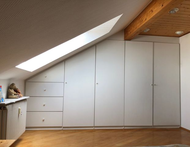 Miete inkl. Nebenkosten: 1.650 € pro Monat, plus Strom, inkl. Heizung - Photo 1