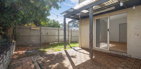 Spacious Family Home in Prime Location - Photo 2
