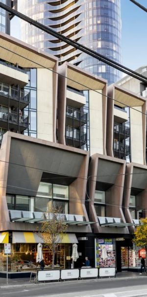 Luxury Living High Above South Yarra with Stunning Views - Photo 1