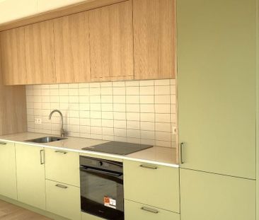 Appartement te huur in Deinze voor € 895 met 1 slaapkamer - Photo 2