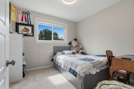 For Lease - 2346 Edwin Crescent, Parkway Park - Queensway Terrace S and Area, Ontario - Photo 5