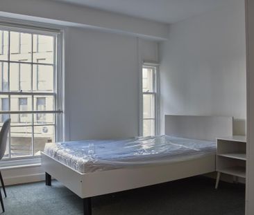 6 bedroom flat to rent - Photo 3