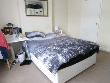 2 bedroom flat share to rent - Photo 2