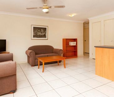 Shared furnished apartment 15min walk to Griffith University (Unive... - Photo 2