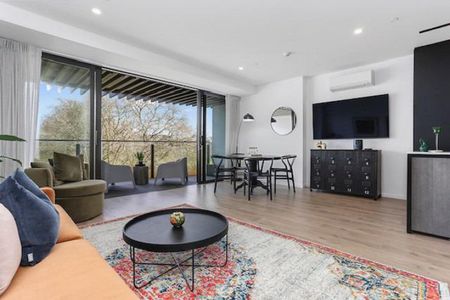 Fully Furnished luxury apartment - Photo 5