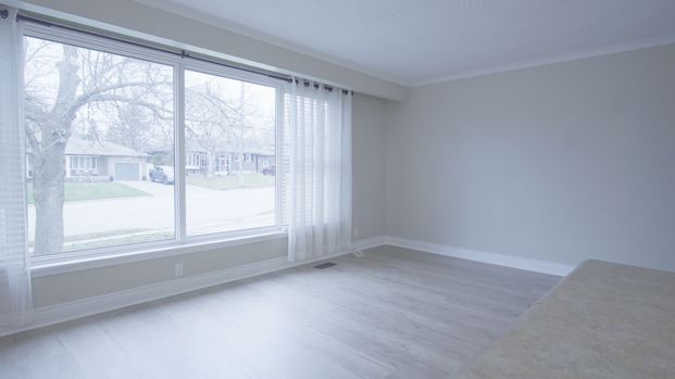 For Lease - 248 St Vincent Street Unit# Upper, Barrie, Ontario - Photo 1